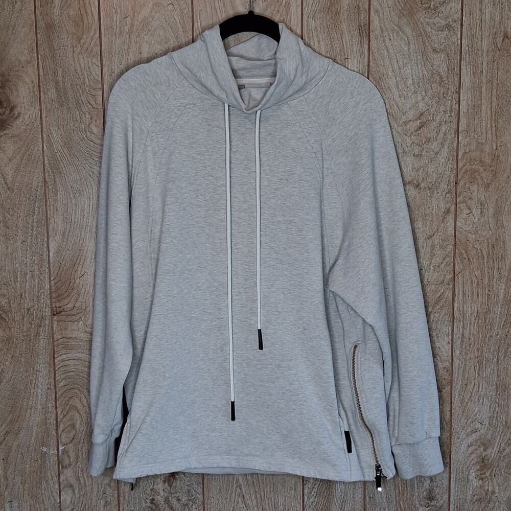 Ladies Varley Sweatshirt Side Zippers Pockets Size M  Heather Gray & Cream